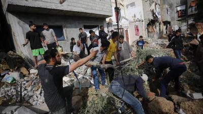قالت وزارة الصحة في غزة إن 29 فلسطينيًا استشهدوا وأُصيب 110 آخرين خلال الساعات الأربع والعشرين الماضية في القطاع - الأناضول