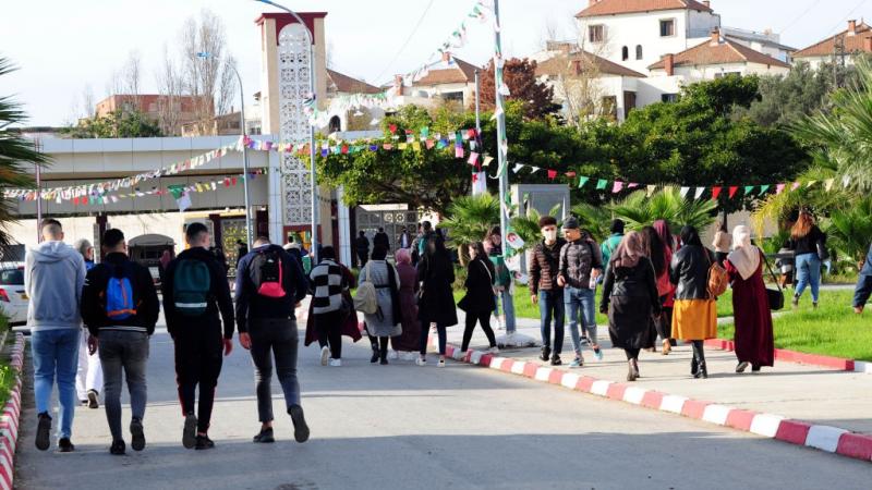 الجزائر.. وفاة طالبة يثير الغضب في مقار السكن الجامعية