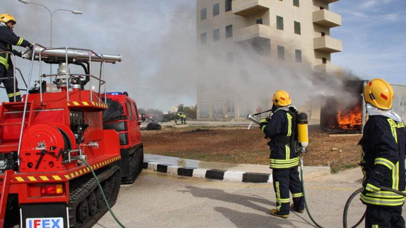 فتحت الأجهزة الأمنية تحقيقًا بحريق اندلع داخل شقة في الأردن- تويتر