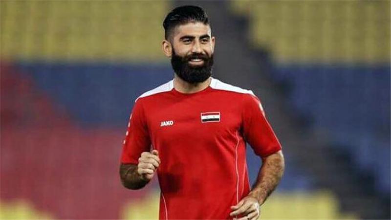 أحمد الصالح خلال مشاركة له مع المنتخب السوري 