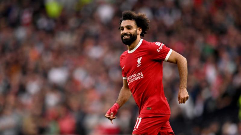 تثير قيمة راتب محمد صلاح التكهنات بشكل دائم بعدما تحوّل اللاعب الذي خرج من مصر إلى أيقونة - غيتي