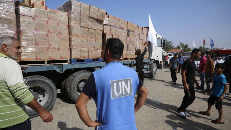 حذر الأمين العام للأمم المتحدة من أن الإمدادات المحدودة إلى غزة ترقى إلى قطرة من المساعدات في محيط من الحاجة