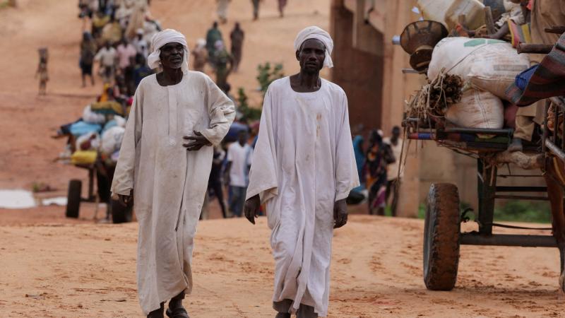 تسبّب النزاع في السودان بنزوح أكثر من 5.4 ملايين شخص داخل البلاد بحسب الأمم المتحدة - رويترز