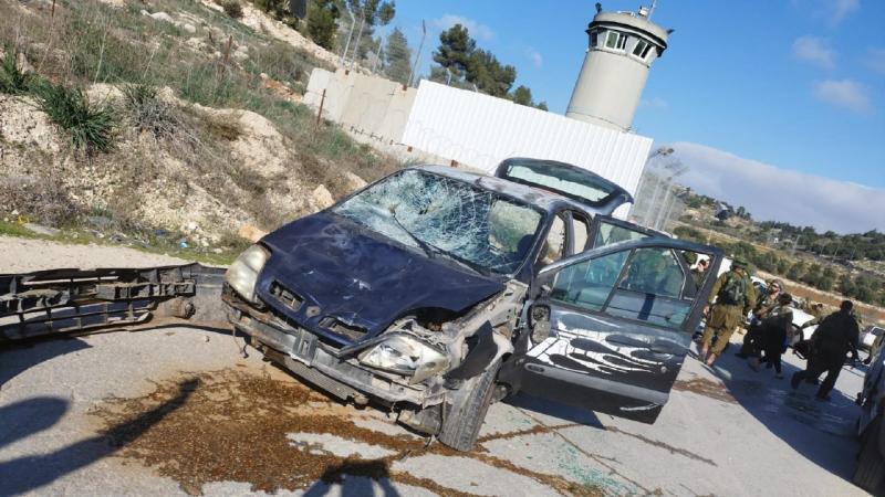 أعلنت وزارة الصحة الفلسطينية استشهاد الشاب عمرو عبد الفتاح أبو حسين عند مدخل واد الشاجنة شرق مدينة دورا بالخليل