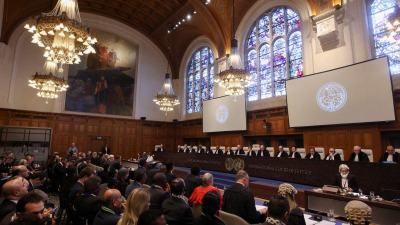 3 منهم عرب.. من هم أبرز قضاة محكمة العدل الدولية؟ | التلفزيون العربي