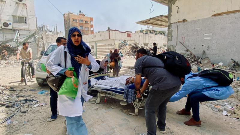 عمد جيش الاحتلال إلى استهداف مستشفيات غزة والمنظومة الصحية - رويترز
