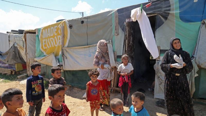 ملايين السوريين يعيشون في مخيمات نزوح بدول الجوار