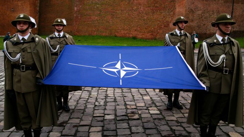  يتواصل اجتماع وزراء خارجية دول الناتو على مدى يومين في العاصمة التشيكية براغ - غيتي