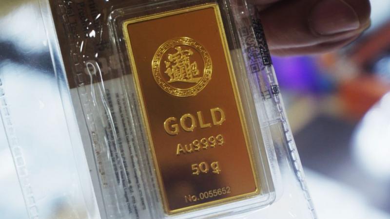 تراجع الذهب في المعاملات الفورية 0.2% إلى 2356.92 دولار للأوقية