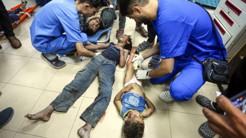 باتت مستشفيات غزة عاجزة عن تقديم الخدمات - غيتي