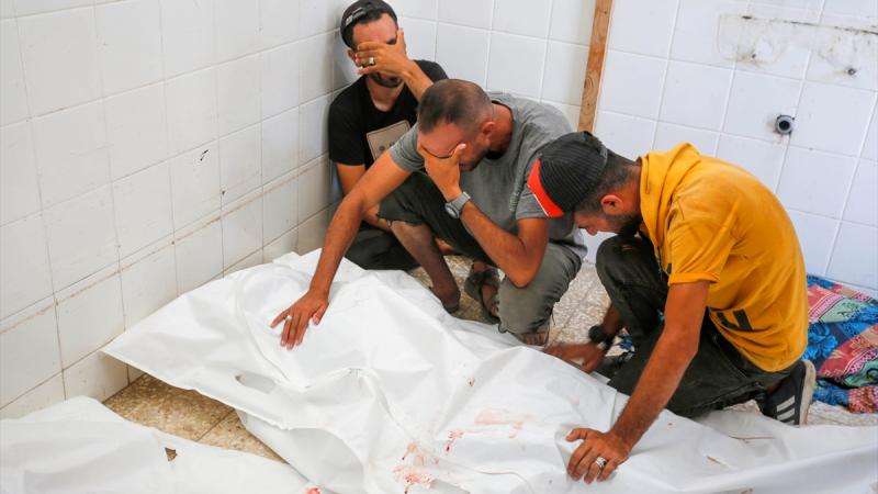 أسفر القصف الإسرائيلي على غزة عن عدد من الشهداء والجرحى 