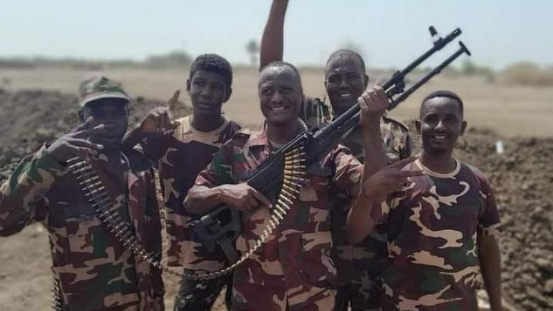 تدور اشتباكات عنيفة بين الجيش السوداني والدعم السريع في منطقة جبل موية