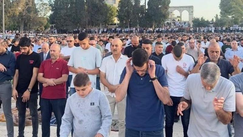 أدى 40 ألف فلسطيني صلاة عيد الأضحى في الأقصى رغم تضييقات الاحتلال