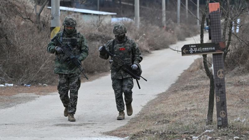 اضطر الجيش الكوري الجنوبي لإطلاق النار بشكل تحذيري على الحدود مع الشمال