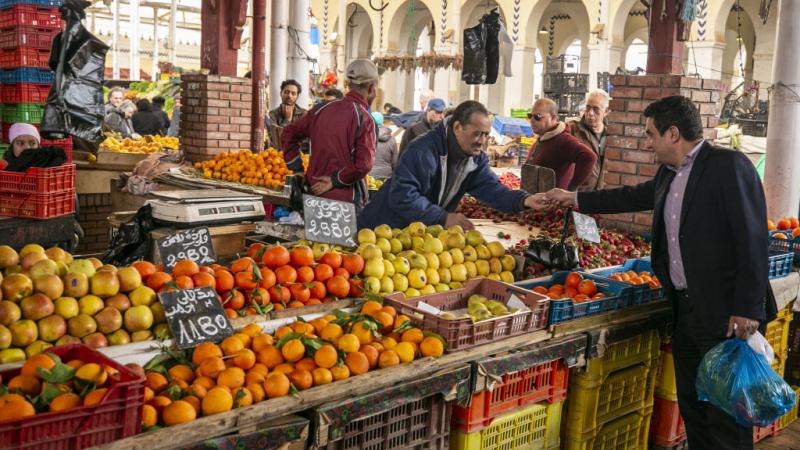  ستخفض الحكومة التونسية الضرائب على أصحاب الدخل الضعيف - غيتي