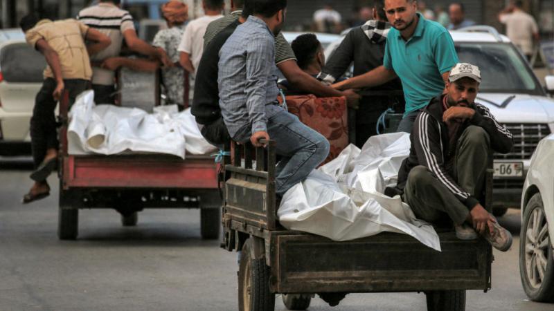  طبيب: في غزة كان المكان الذي حملت فيه بيدي دماغ طفل لأول مرة في حياتي - غيتي