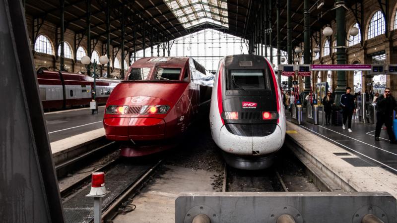 تعارض نقابات سكك الحديد في فرنسا التفكيك المعلن لشركة Fret SNCF المقرر في الأول من يناير