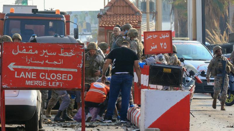 استهداف سيارة بالقرب من حاجز الأولي عند مدخل صيدا الشمالي