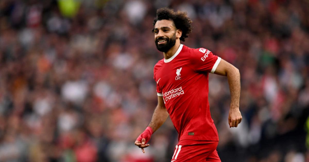 “زوبعة” بشأن عقده مع ليفربول.. كم تبلغ قيمة راتب محمد صلاح؟